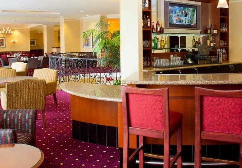 Courtyard Tacoma Downtown Hotel Interior photo