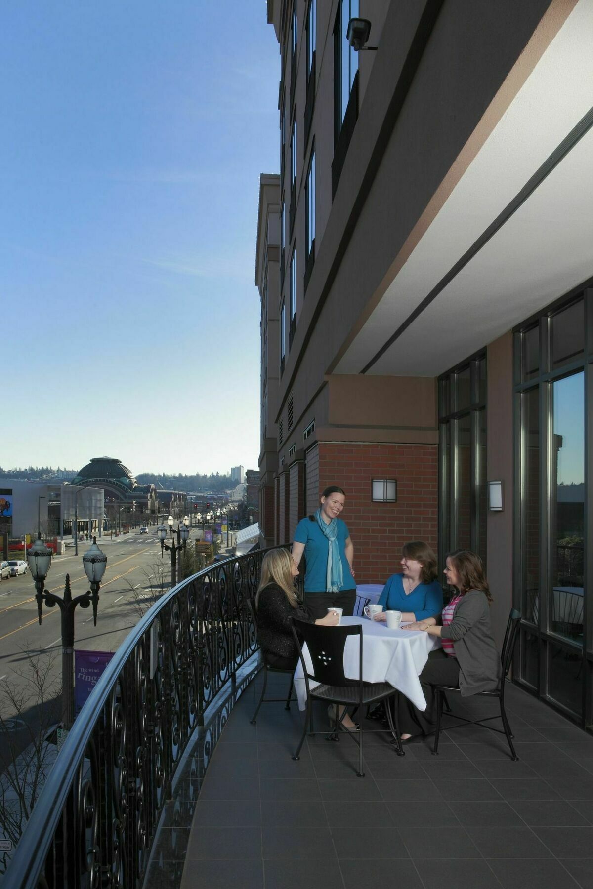 Courtyard Tacoma Downtown Hotel Exterior photo